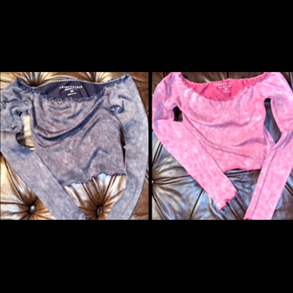 SALE💖!!!!! 2 Aéropostale cropped long sleeve